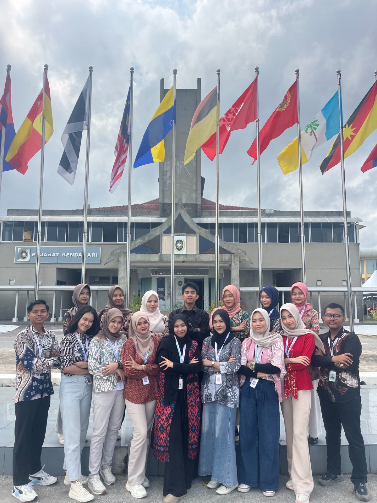 11 Mahasiswa FEB UNEJ Ikuti Program Transfer Kredit Internasional (ICT) di Malaysia